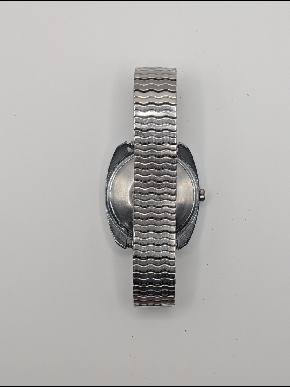Vintage Timex Electric Dynabeat Men's Watch New Battery Runs Date Silver Tone - Picture 5 of 7
